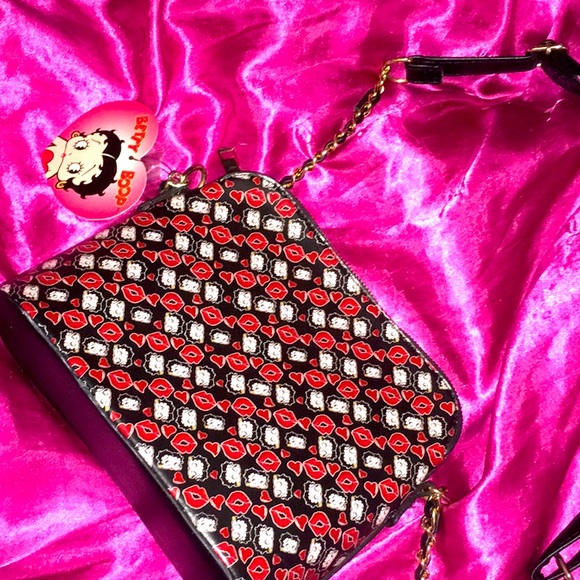 Betty Boop Handbags - Betty Boop Crossbody ✨💋